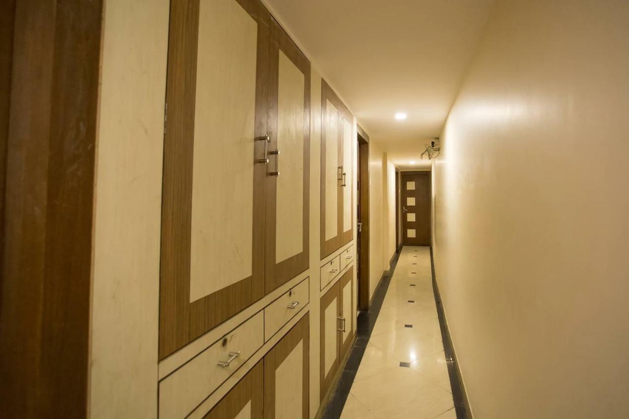 Hotel Grace Inn Bombaim Exterior foto