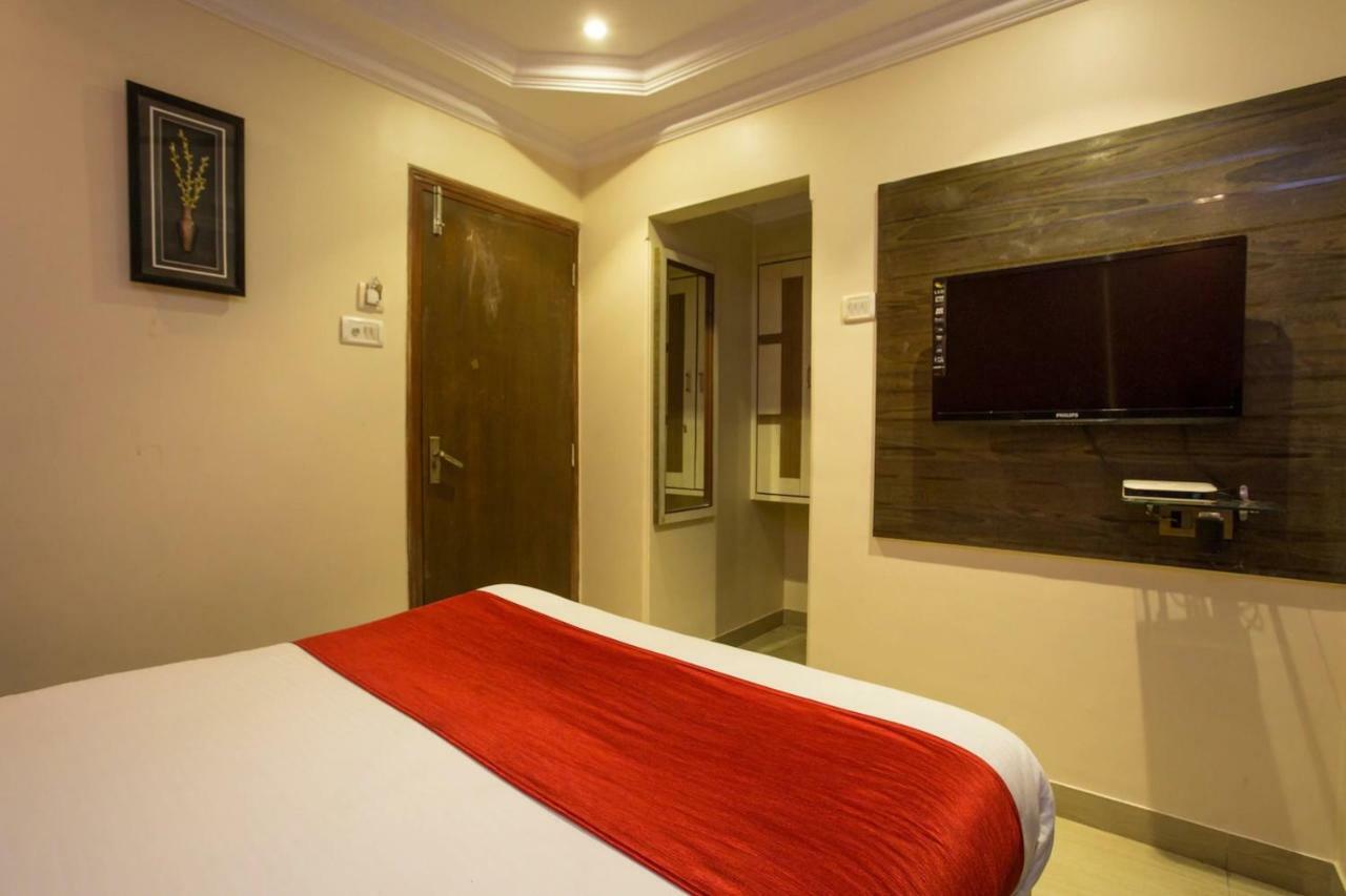 Hotel Grace Inn Bombaim Exterior foto